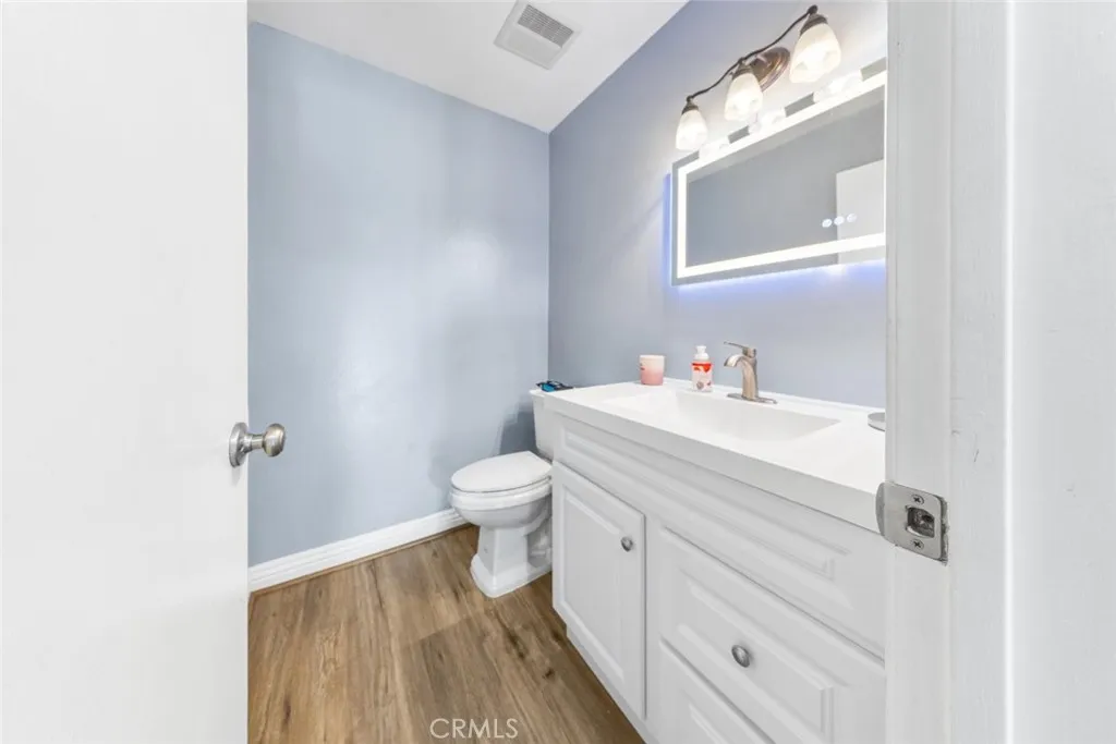 24430 Nicklaus Drive L2, Valencia, California 91355 home-pic-19